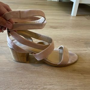 Splendid Pink Strappy Sandals